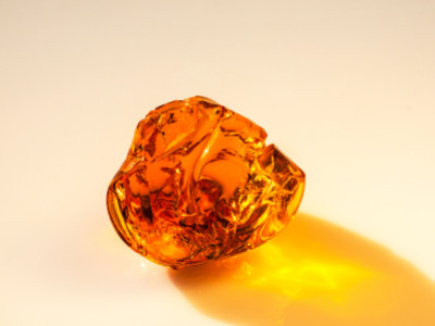 Amber and its presence in high-end perfumery